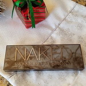 Naked Urban Decay Smokey Palette
